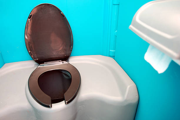 Best Porta potty delivery and setup  in Kahaluu Keauhou, HI
